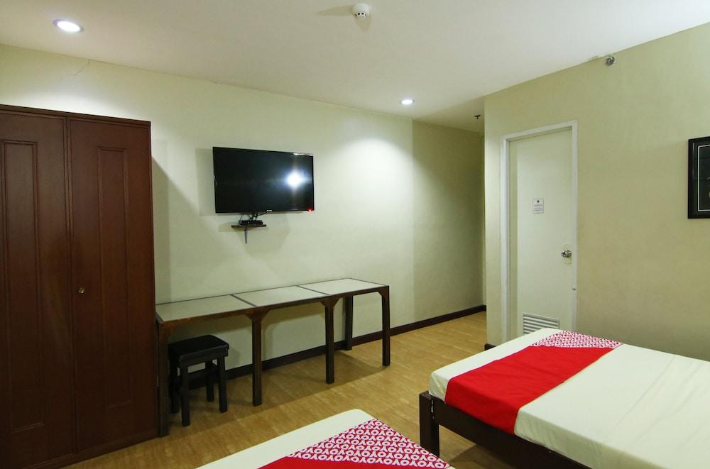 Oyo 110 Asiatel Hotel Pasay Exteriér fotografie