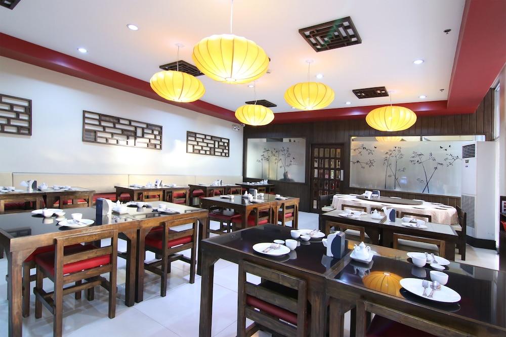 Oyo 110 Asiatel Hotel Pasay Exteriér fotografie