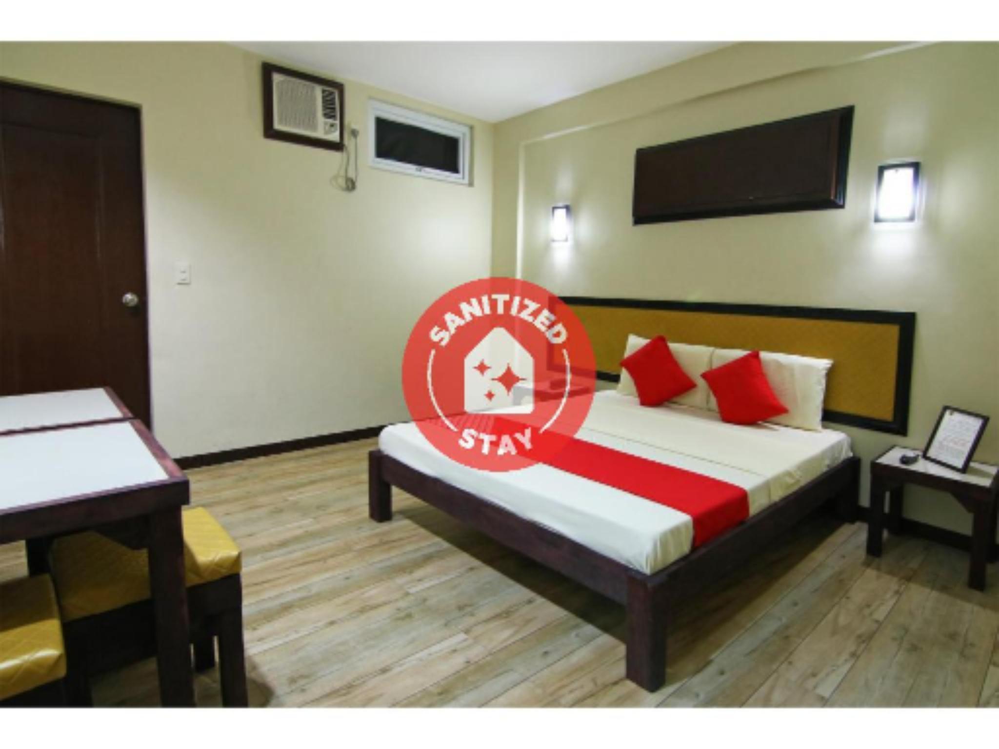 Oyo 110 Asiatel Hotel Pasay Exteriér fotografie