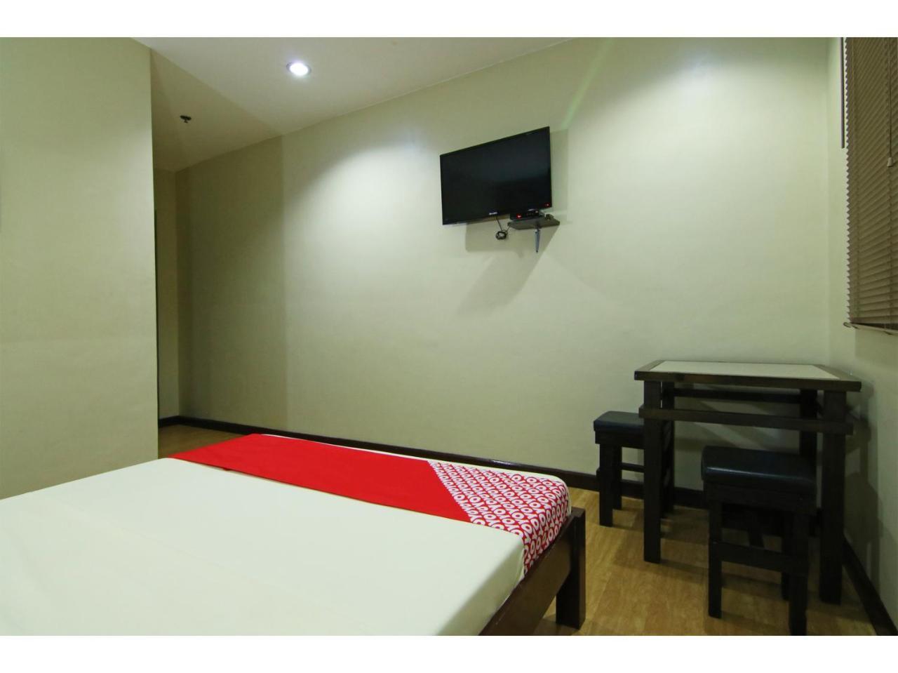 Oyo 110 Asiatel Hotel Pasay Exteriér fotografie